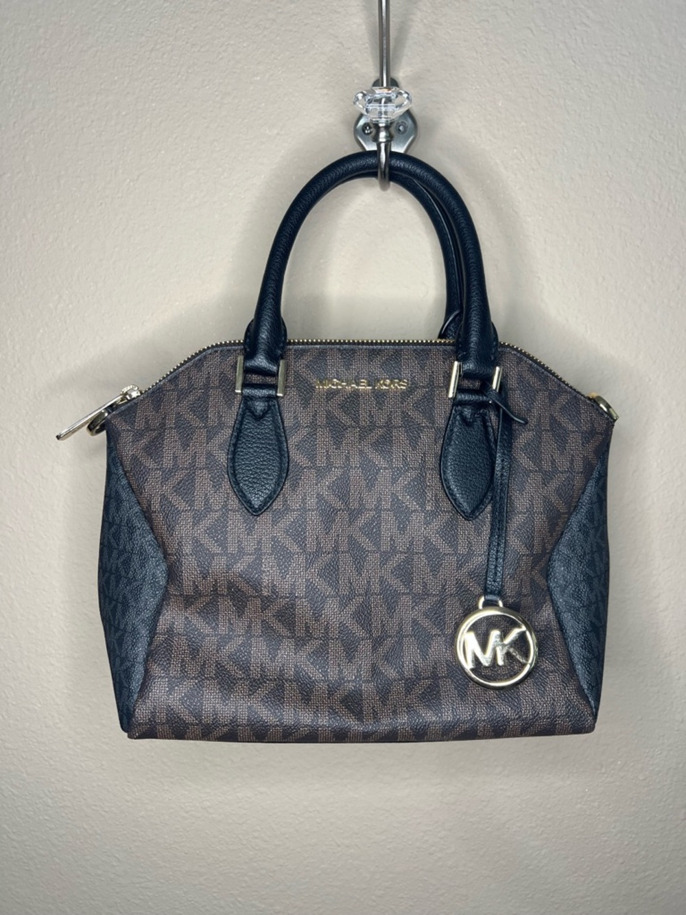 Michael Kors Coraline Logo Brown & Black Signature Medium Messenger Bag